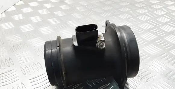 Volkswagen Touareg I Mass air flow meter 059906461K AFH7046