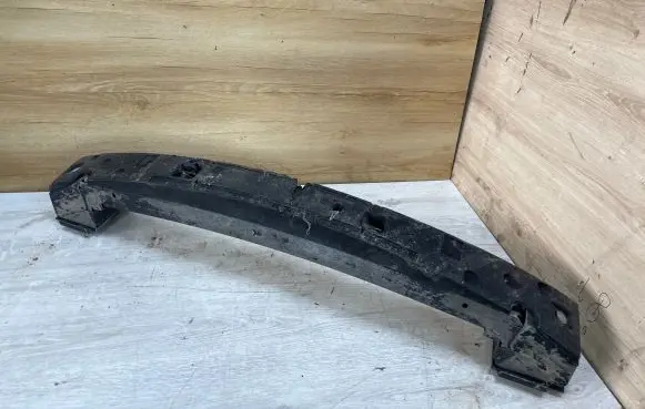 Chrysler Voyager Front bumper support beam