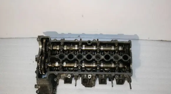 BMW 3 E46 Engine head 7785876 014315T0