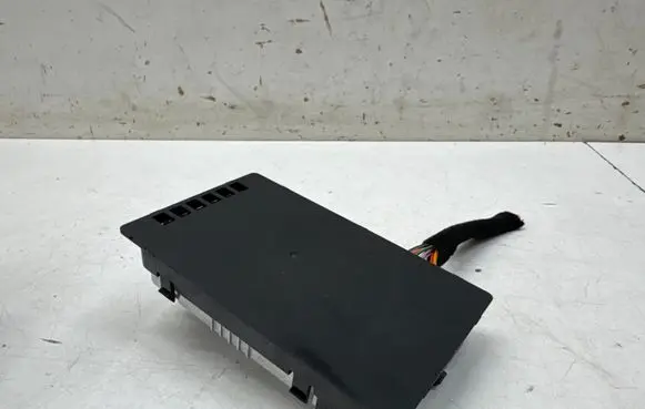 Hyundai Tucson IV NX4 Wireless charging module 95560N7000