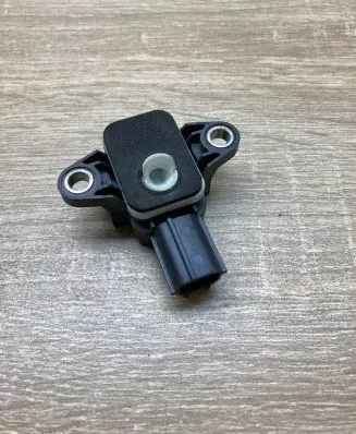 Audi A4 S4 B7 8E 8H Airbag deployment crash/impact sensor 8P0955557