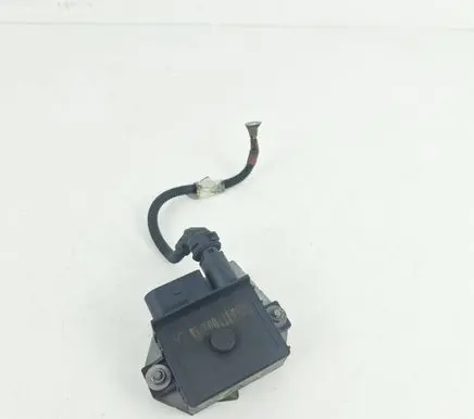BMW 3 E92 E93 Glow plug pre-heat relay 7798000 779800004 758091901