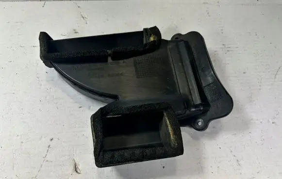 Volkswagen Multivan T5 Intercooler air guide/duct channel