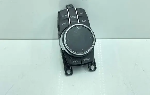 BMW 5 G30 G31 G38 Head unit multimedia control 5A14E64 0007292312 19226310
