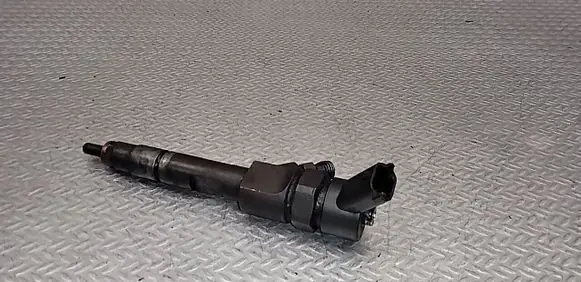 Renault Laguna II Fuel injector 7700111014 0445110021