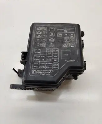 Hyundai Santa Fe Fuse module 9121326003 9128826000 952242D000