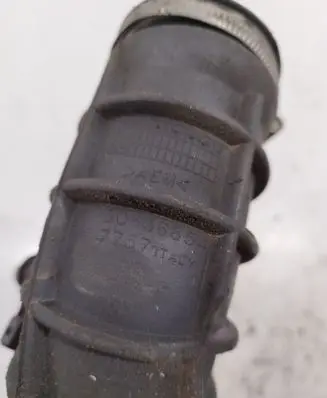 Volvo XC70 Air intake hose/pipe 30636854