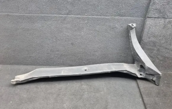 Audi A8 S8 D4 4H Fender foam support/seal 4H0821112B 4H0821112C