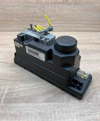 Mercedes-Benz C W202 Central locking vacuum pump 2088000548 00782805