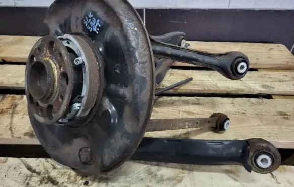 Mercedes-Benz SLK R170 Rear wheel hub