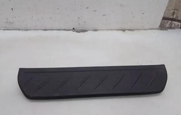 Honda Civic Rear sill trim cover 84262