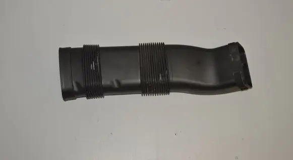 BMW 4 F36 Gran coupe Air intake duct part 8507567
