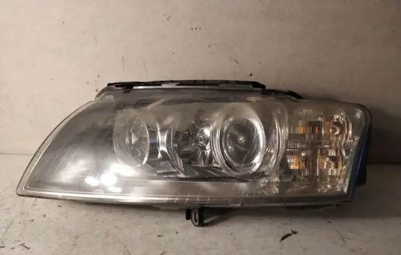 Audi A8 S8 D3 4E Headlight/headlamp 4E0941003