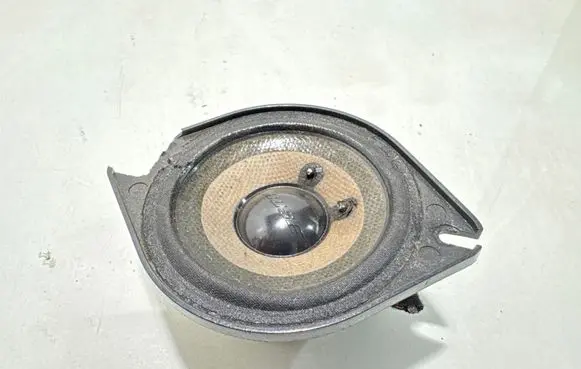 Audi A8 S8 D3 4E Panel speaker 4E0035411C
