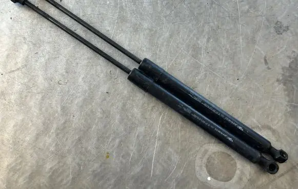 Renault Captur Tailgate/trunk strut/damper 844301324R