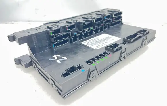 Mercedes-Benz CLS C219 Fuse module 2115456701 5DK00804746