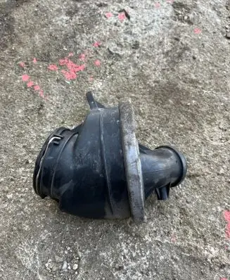 Intake resonator