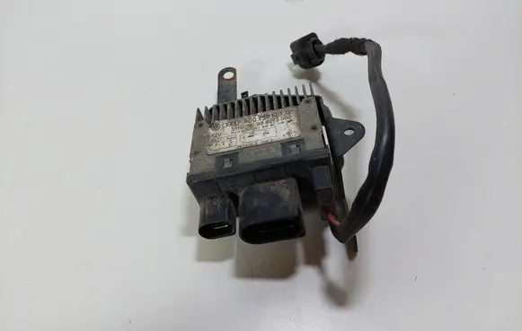 Audi A4 S4 B7 8E 8H Coolant fan relay 8E0959501Q
