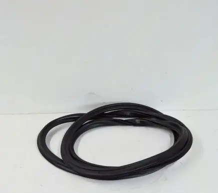 Audi A8 S8 D4 4H Rubber seal front coupe door 