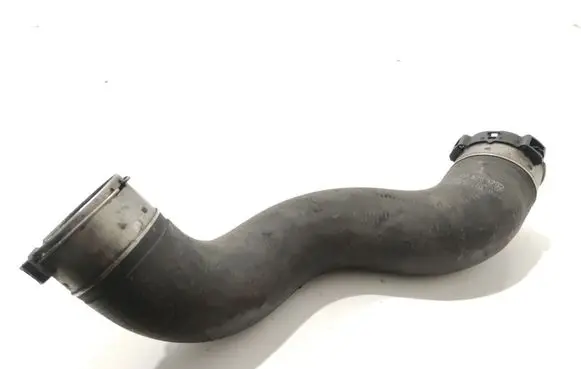 Intercooler hose/pipe