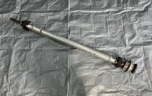 Chevrolet Corvette C6 Rear driveshaft/prop shaft 12568200