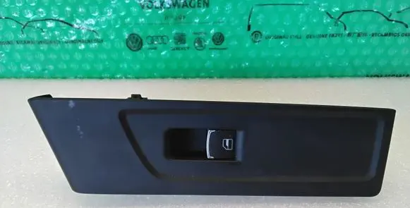 Volkswagen PASSAT B7 Quarter vent window switch 3AB857858 3AB868348A