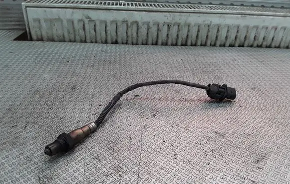 Volvo V50 Lambda probe sensor 30751138