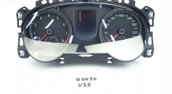 Volkswagen Golf Sportsvan Speedometer (instrument cluster) 517920740E