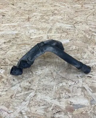 Volkswagen Golf IV Coolant pipe/hose 