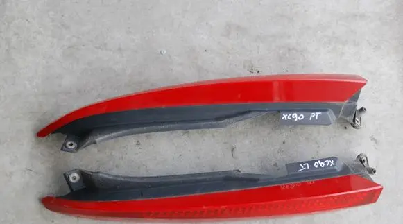 Volvo XC90 Rear tail light reflector 30698142