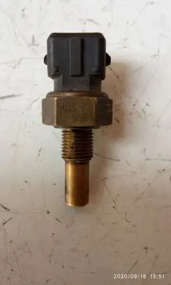 Audi A6 S6 C5 4B Oil temperature sensor 059919563