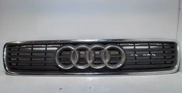Audi A4 S4 B5 8D Front grill 8D0853651J