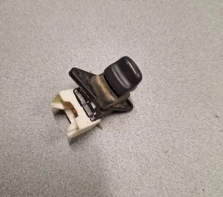 Honda CR-V Electric window control switch M10592