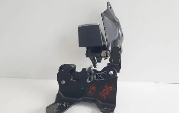 Mercedes-Benz E W212 Seat back rest lock catch A2129200672