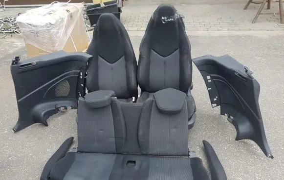 Seat set