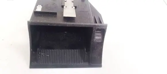 Car ashtray