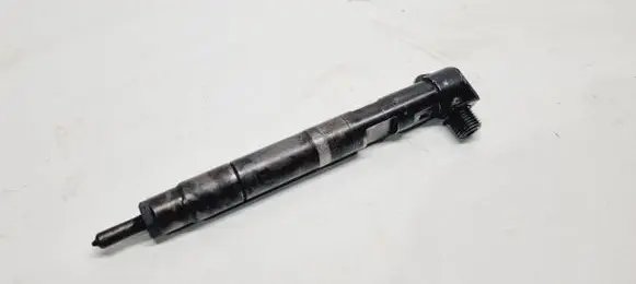 Mercedes-Benz B W246 W242 Fuel injector A6510701387