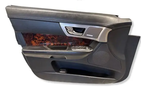 Jaguar XF X250 Front door card panel trim 8X235423713E