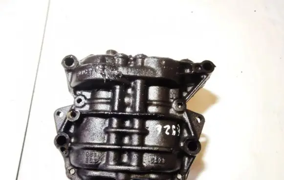 Mercedes-Benz E W211 Oil pump 