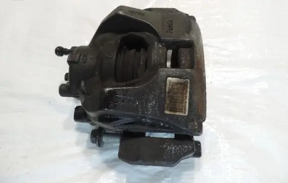 Ford Mondeo MK V Front brake caliper DG9C-2011-ED