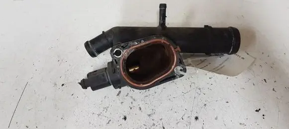 Volkswagen PASSAT B6 Thermostat/thermostat housing 03L121132
