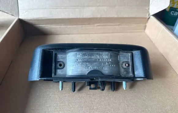 Opel Vivaro Number plate light 8200434687 93854773