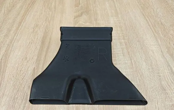 BMW 5 G30 G31 G38 Cabin air duct channel 7375762