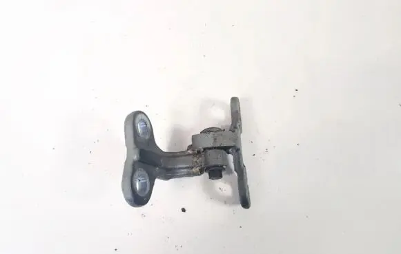 Volvo C30 Front door upper hinge