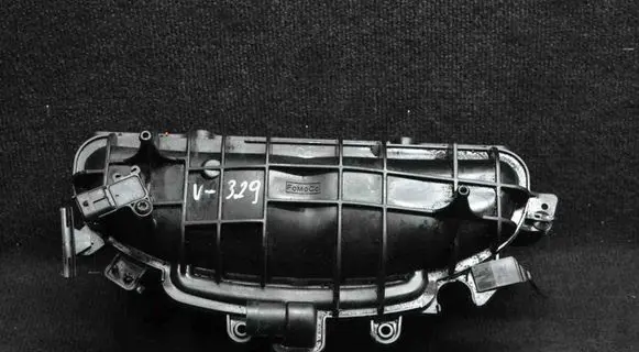 Ford Fiesta Intake manifold BM5G9424E