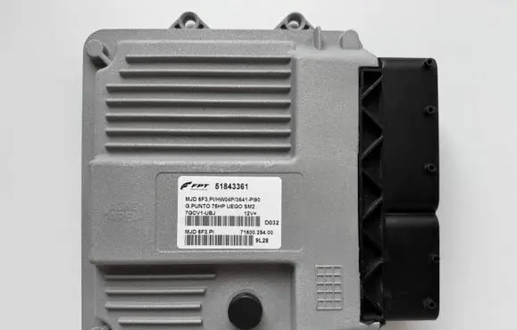 Fiat Grande Punto Engine control unit/module 51843361 MJD6F3PI