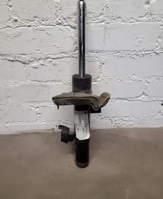 Volvo V40 Front shock absorber/damper P31360945 3269237 31360945