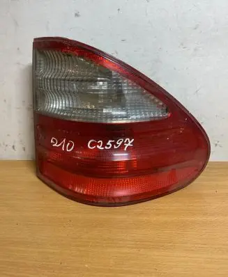 Mercedes-Benz E W210 Rear/tail lights A2108205464 C2597