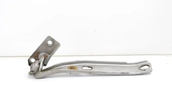 Engine bonnet/hood hinges