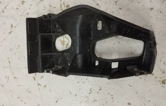 Audi A4 S4 B7 8E 8H Fender mounting bracket 8E0853921D
